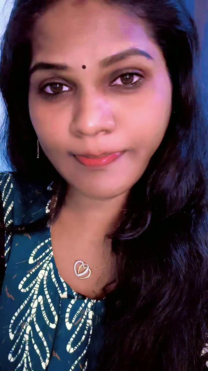 @❤️gAyAtHrI❤️