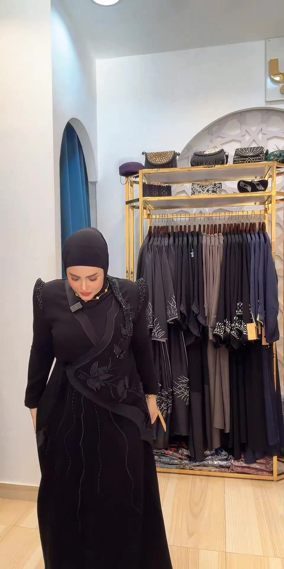 @بيلا للالبسة الخليجية