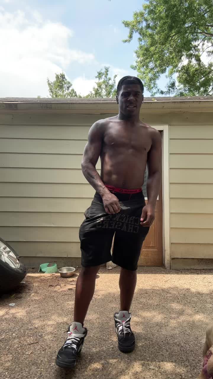 @EverybodyhateKG