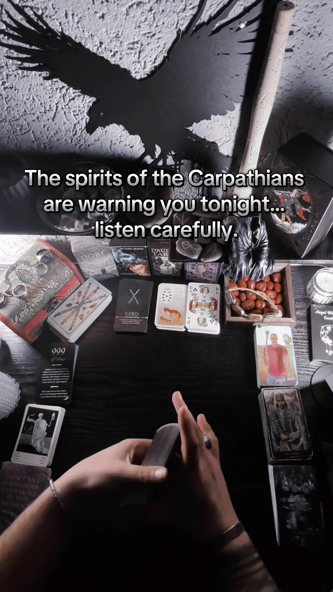 @Nightshade Whispers Tarot