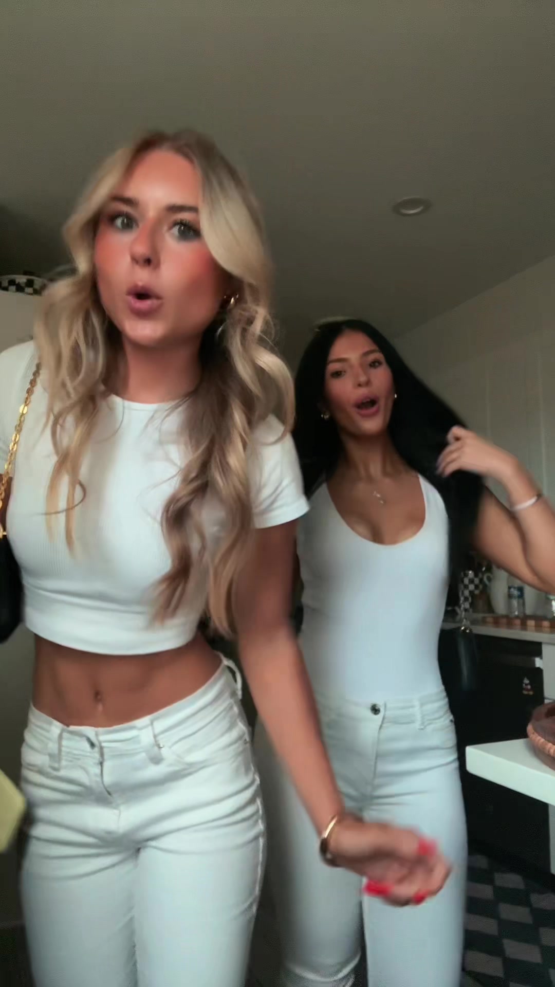 @Milica🪽