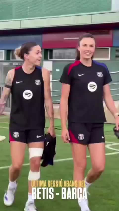 @Leah & Elle fans💕