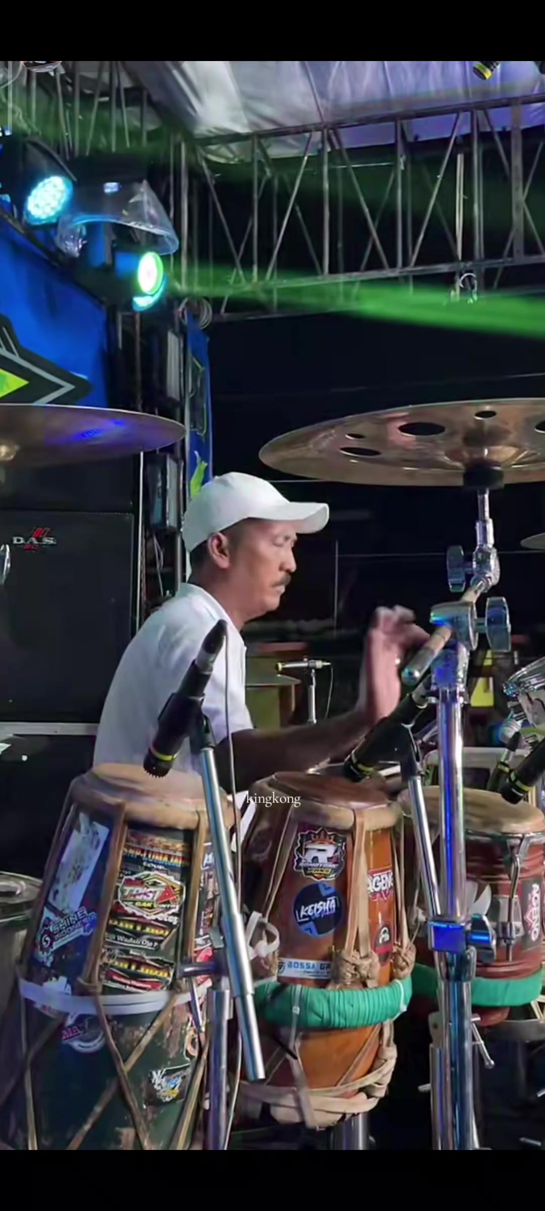 @𝔨𝔦𝔫𝔤𝔨𝔬𝔫𝔤