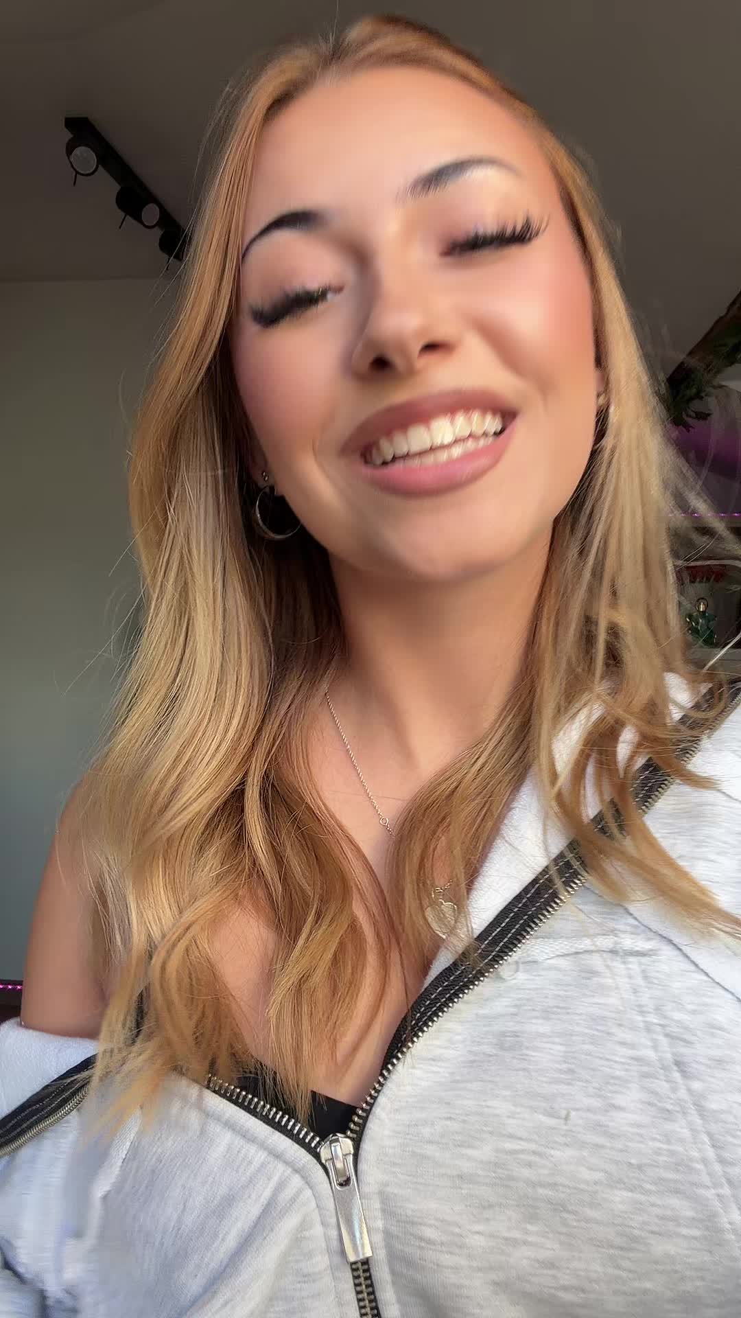@#szczesnyidol