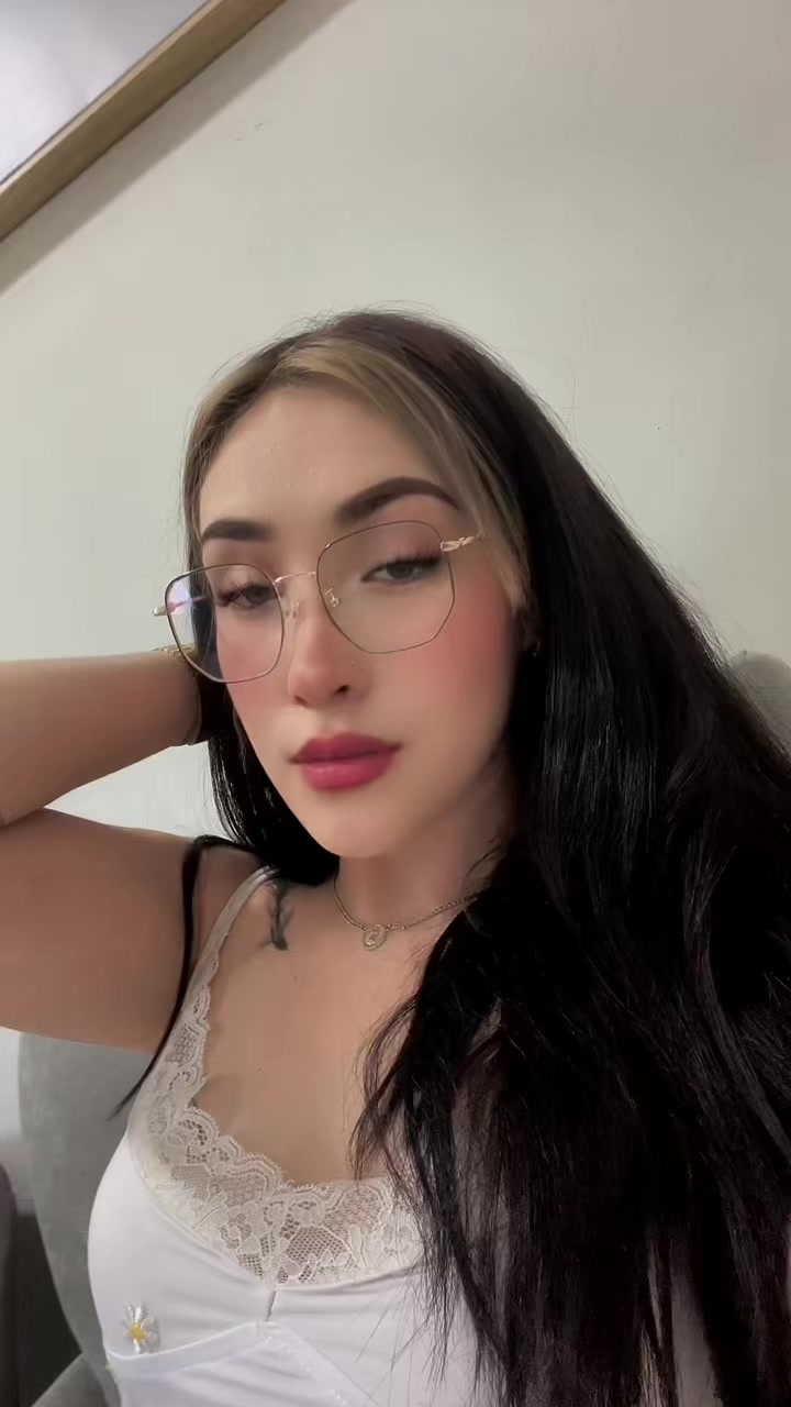 @Roxana De La Rosa Nu