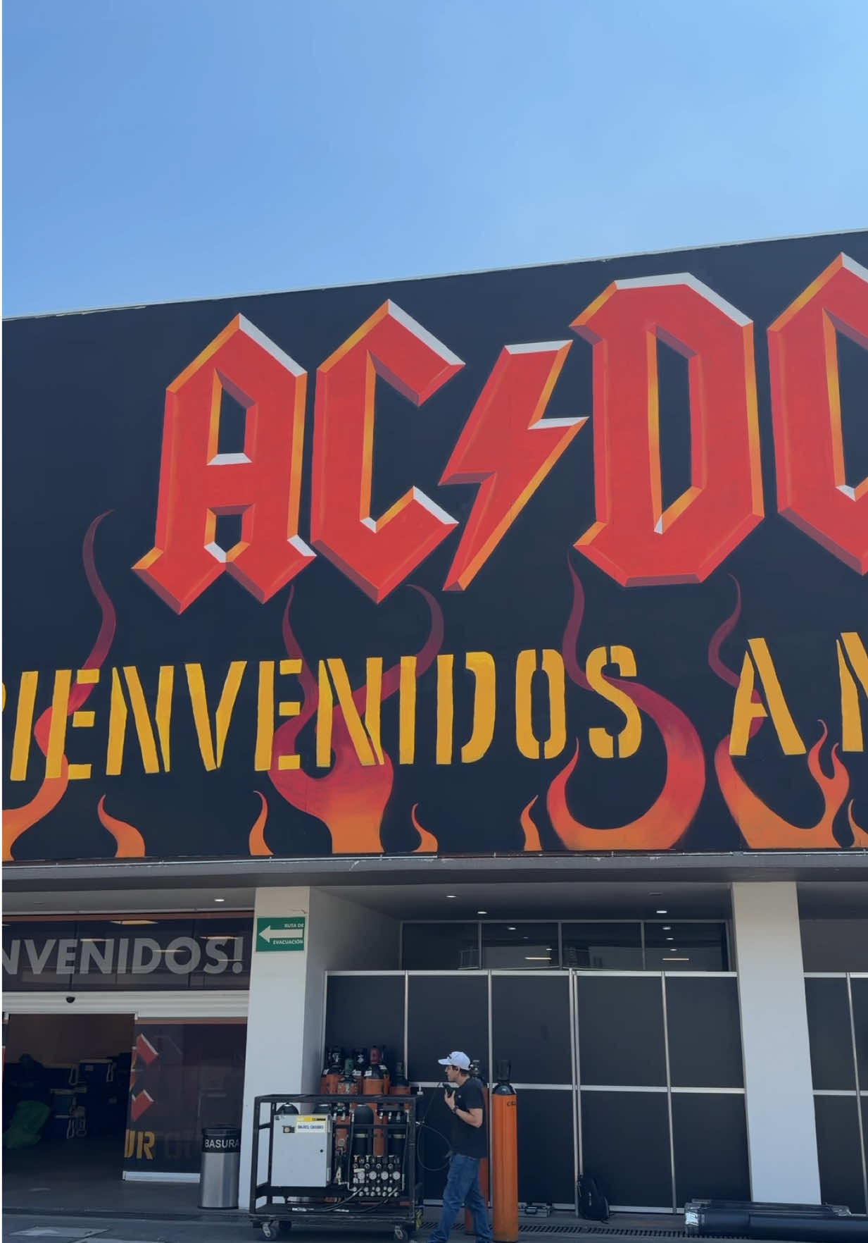 @AC/DC