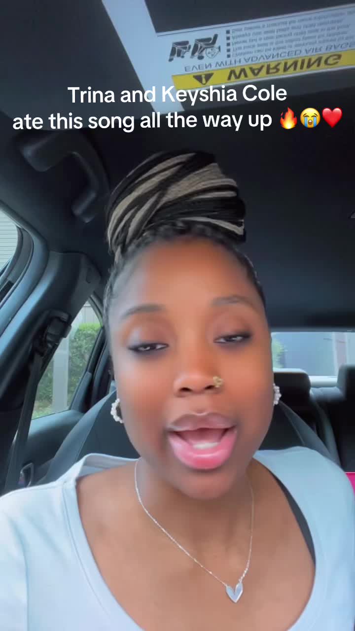 @_itsmyrtlebeaches 🏝️⁉️⚡️