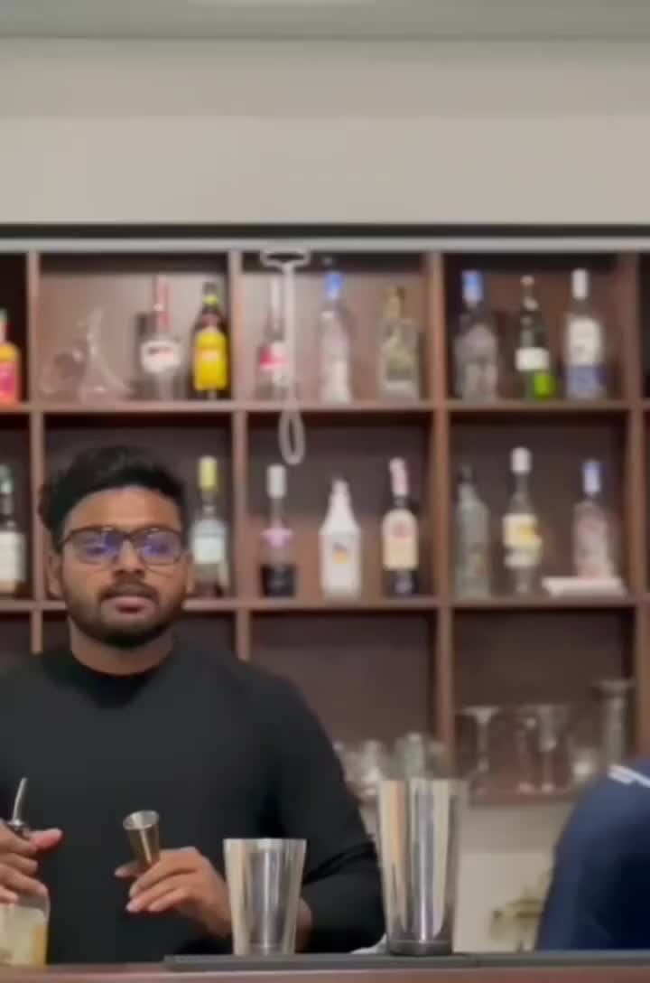 @denuwan_salwathura 🍸