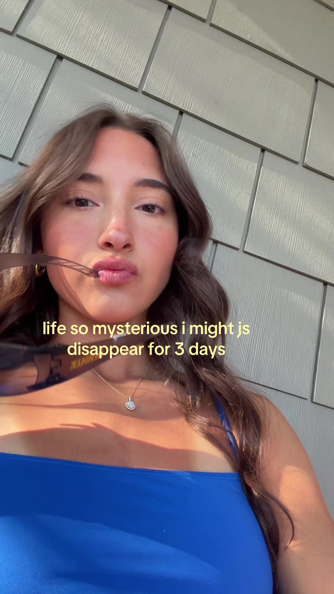 @elena