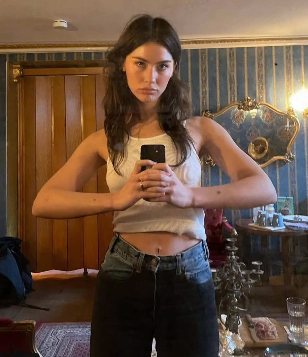 @🐰
