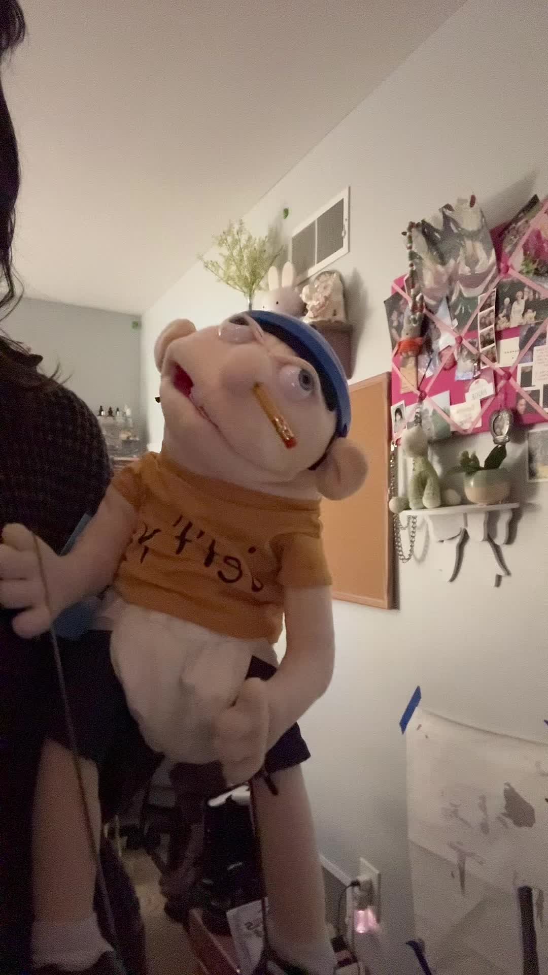 @🦭