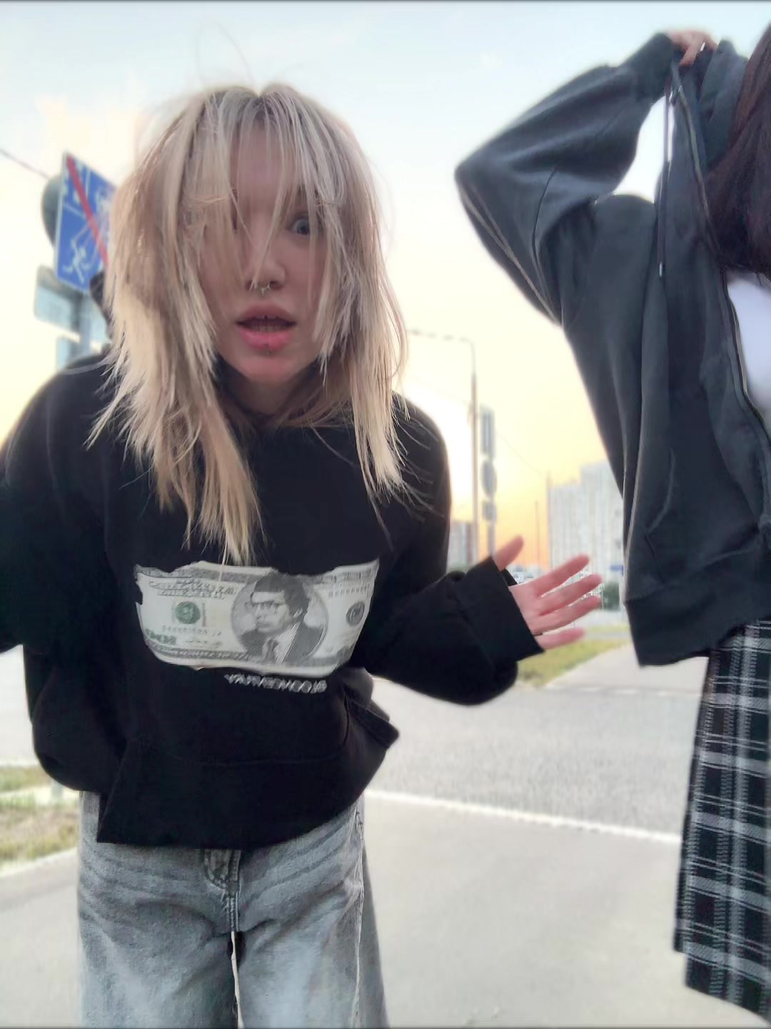 @AHUYANKA