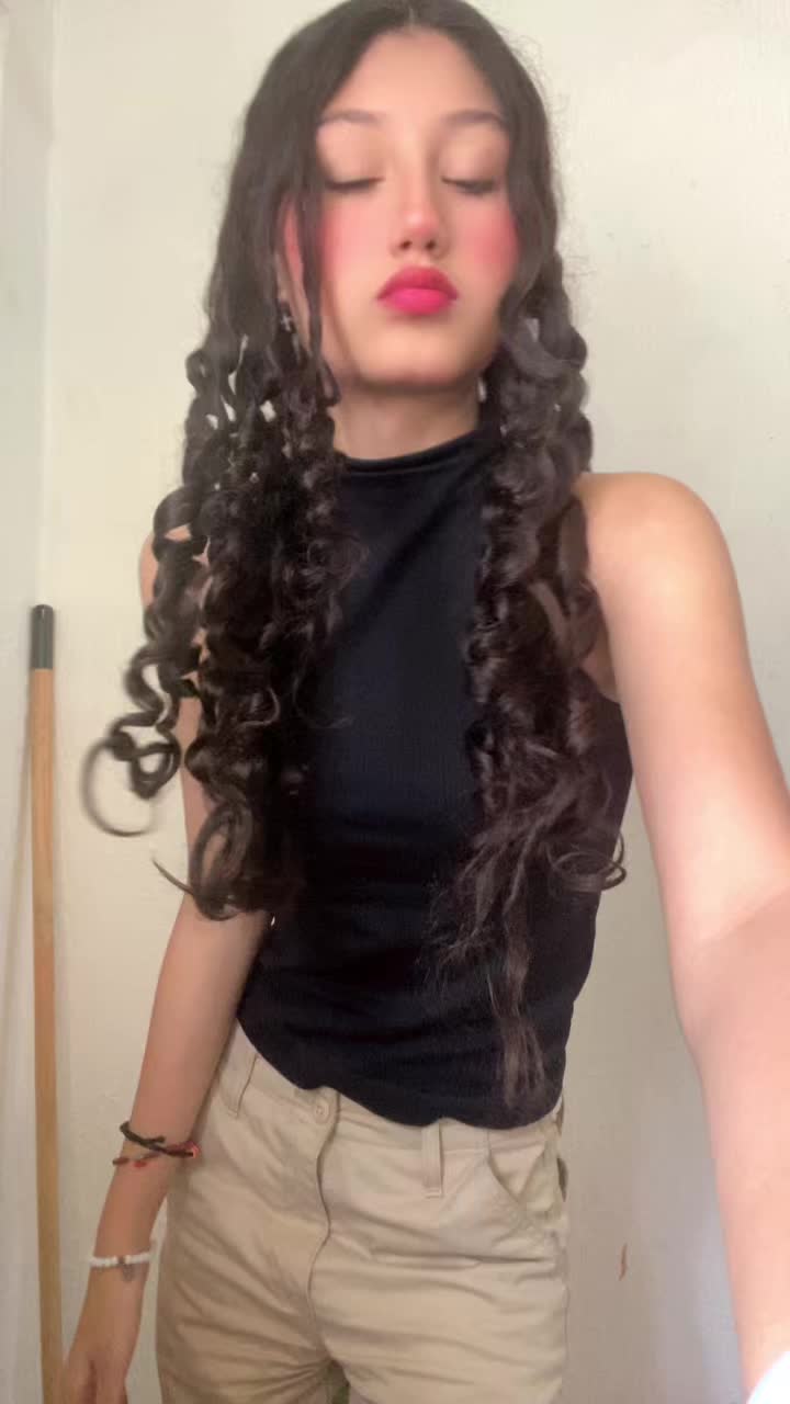 @Angela💞