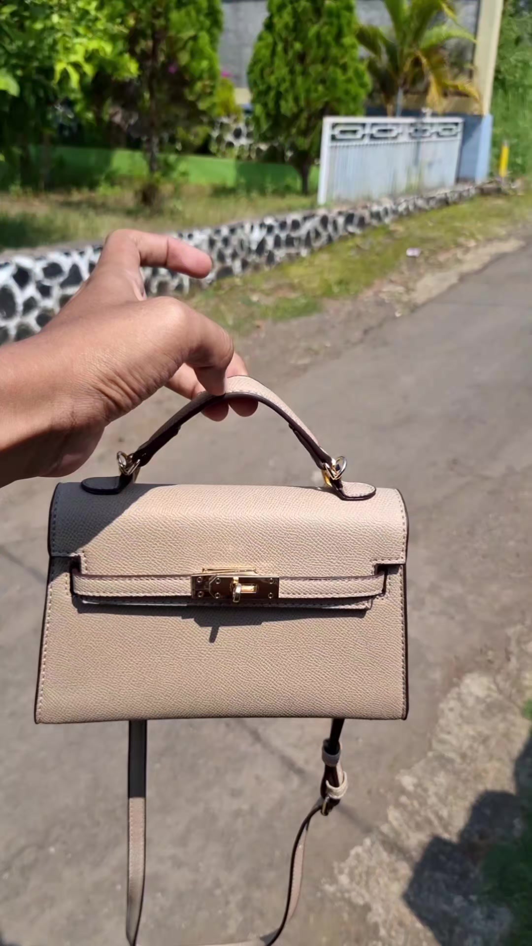 @Viora Bag