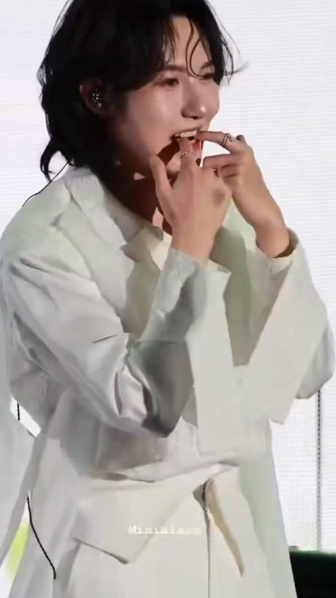 @REN
