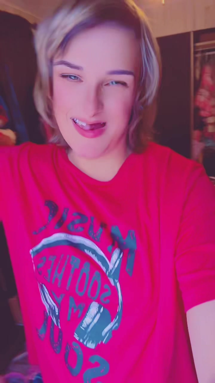 @♥️BEAUTIFUL QUEEN♥️