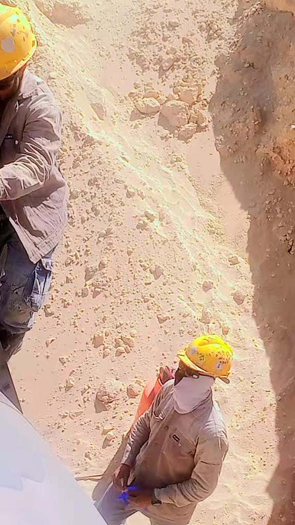 @توصیف احمدصوابی وال302