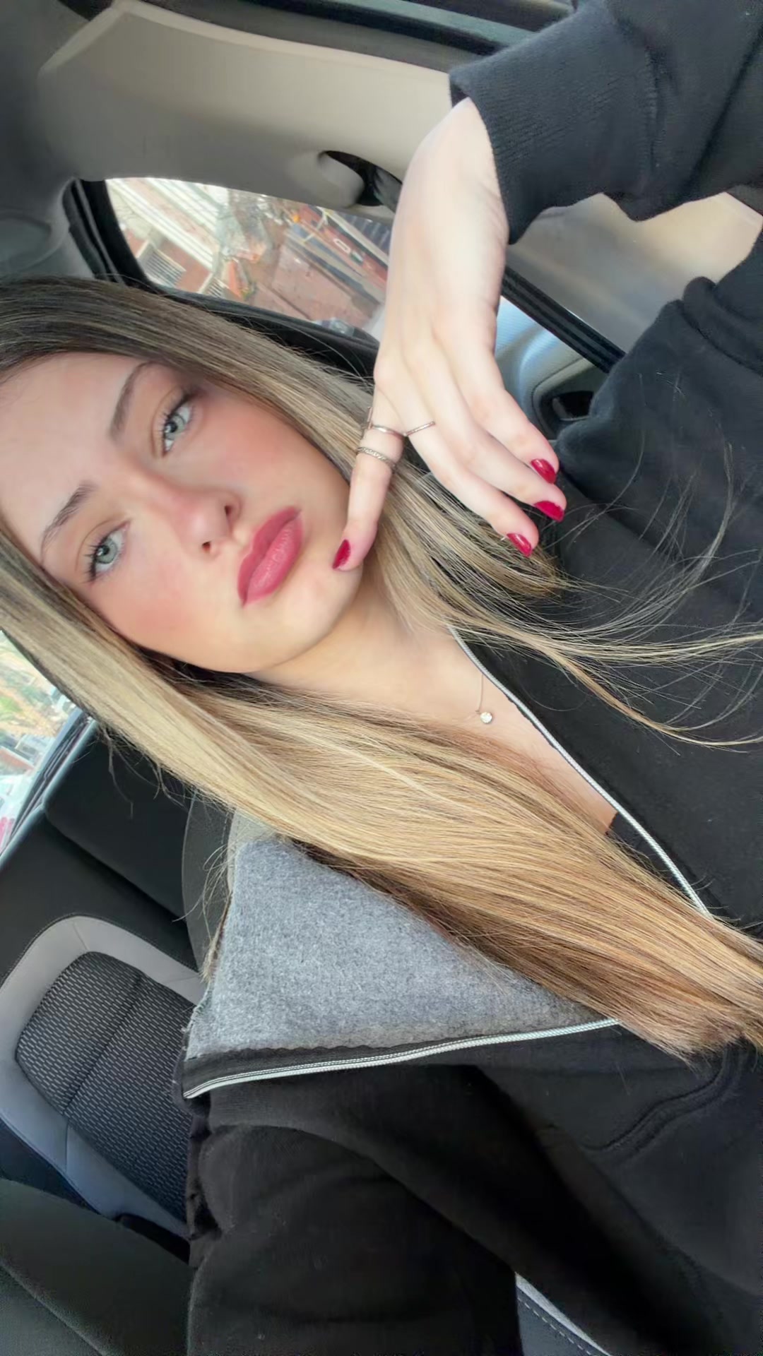@ag🦦