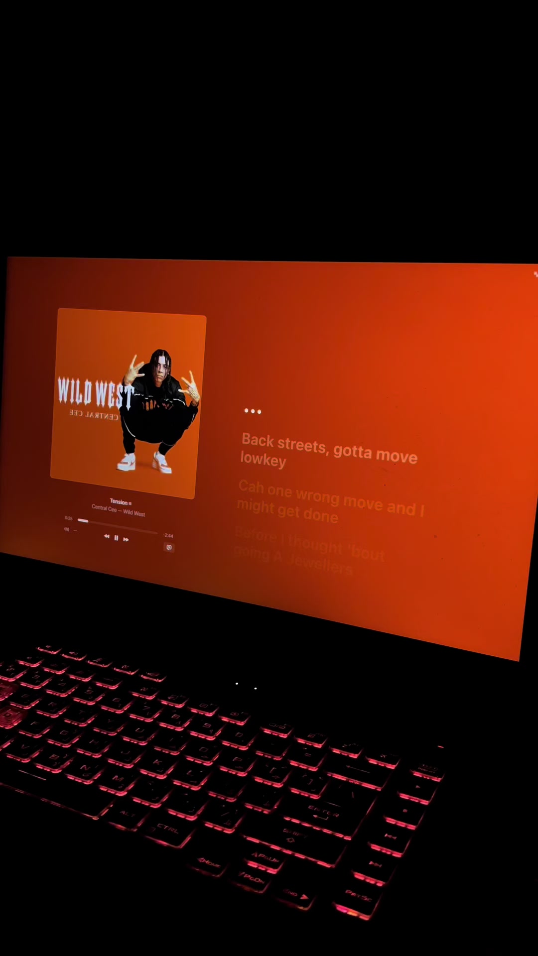 @LyricTop🎧