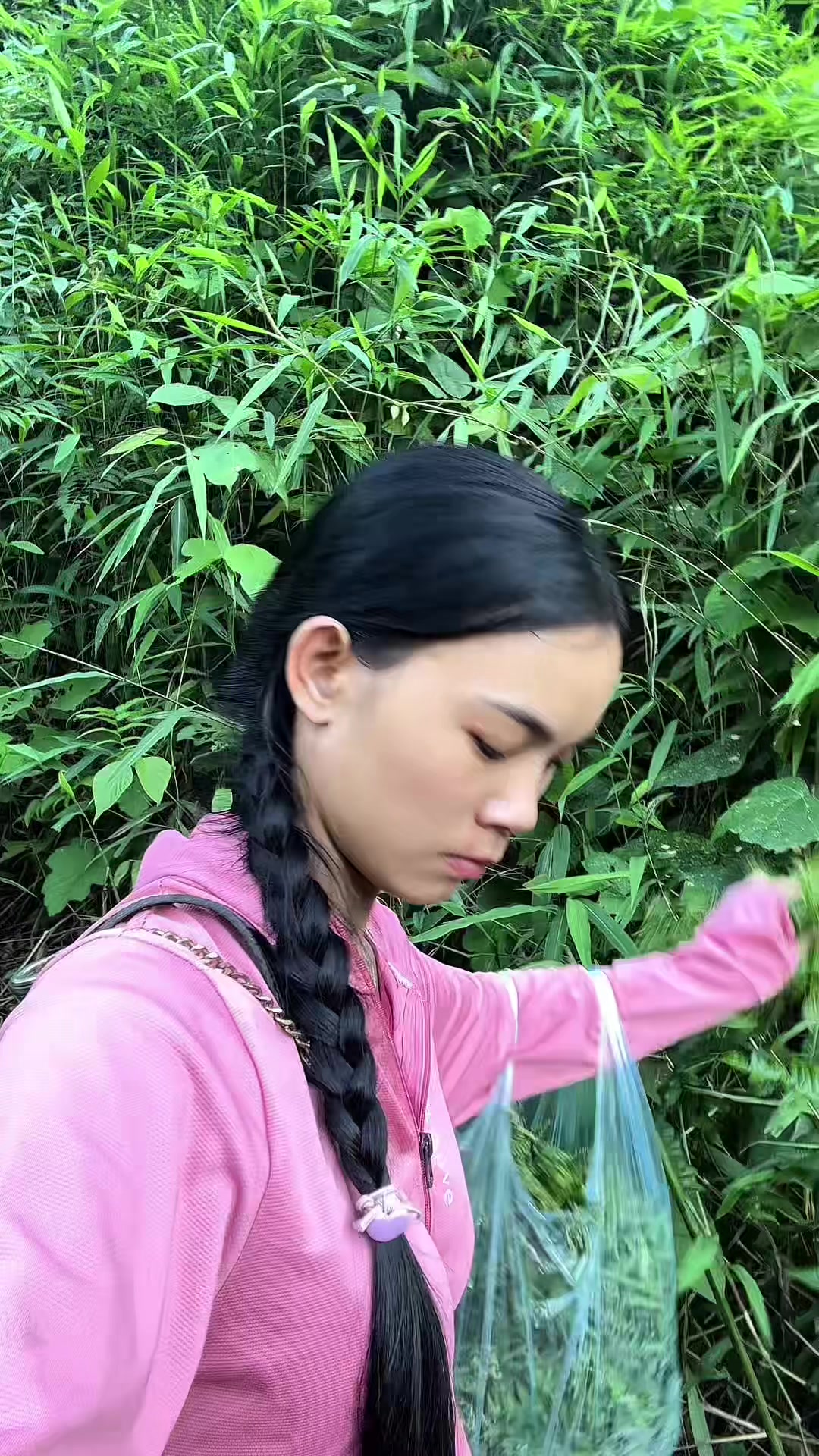 @Nhi Dao Đỏ