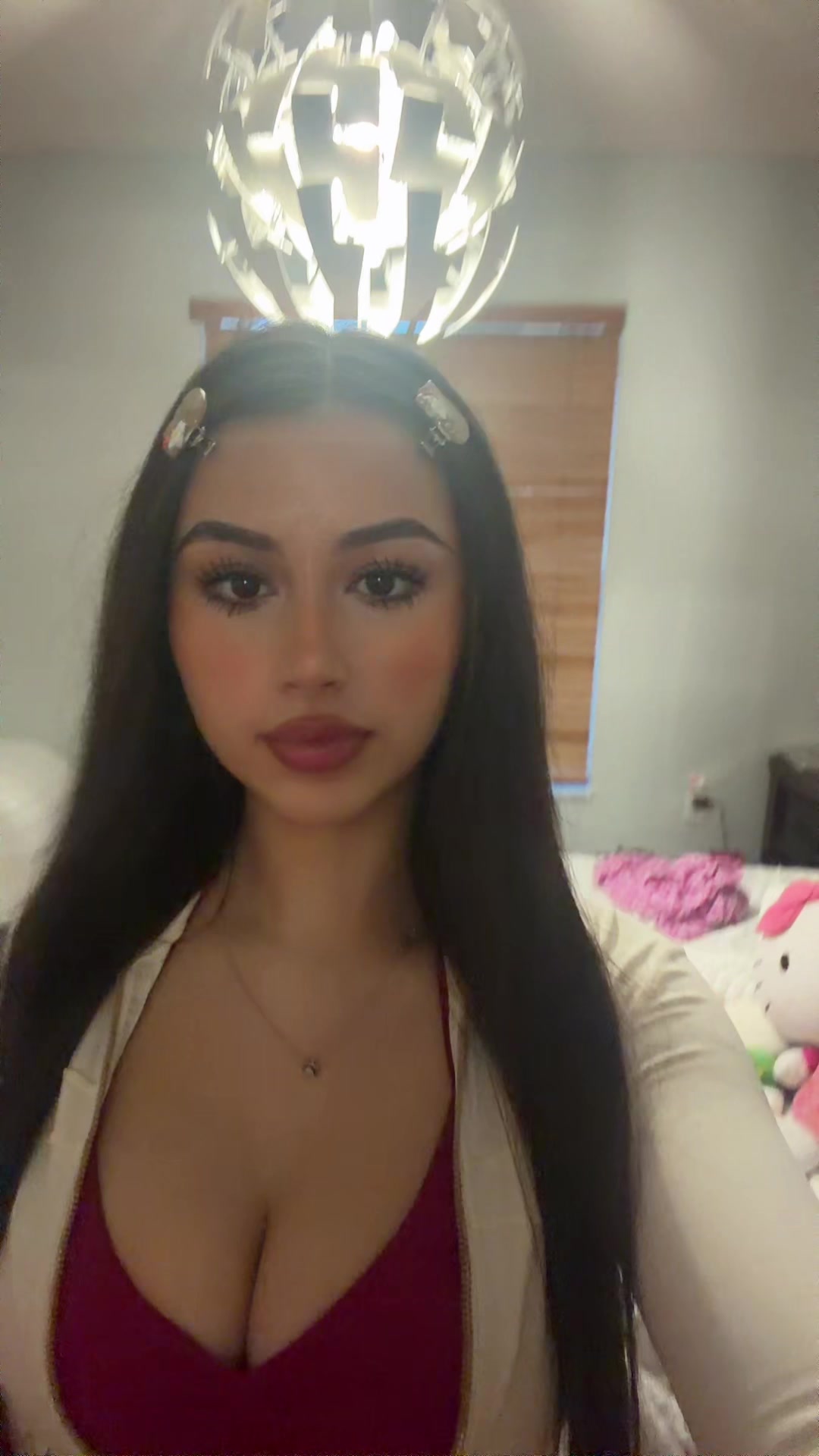 @isabella