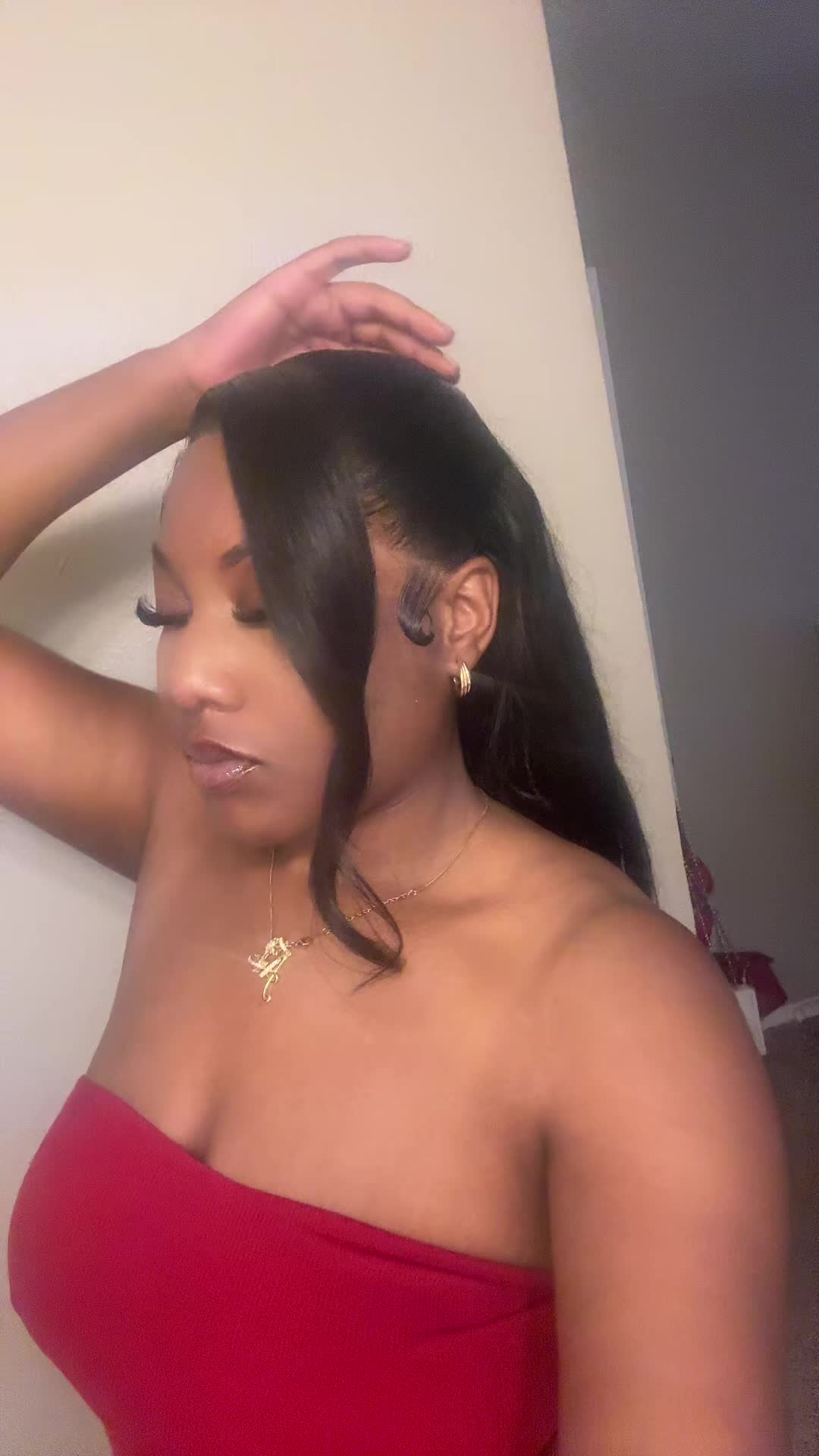 @nicoleee_