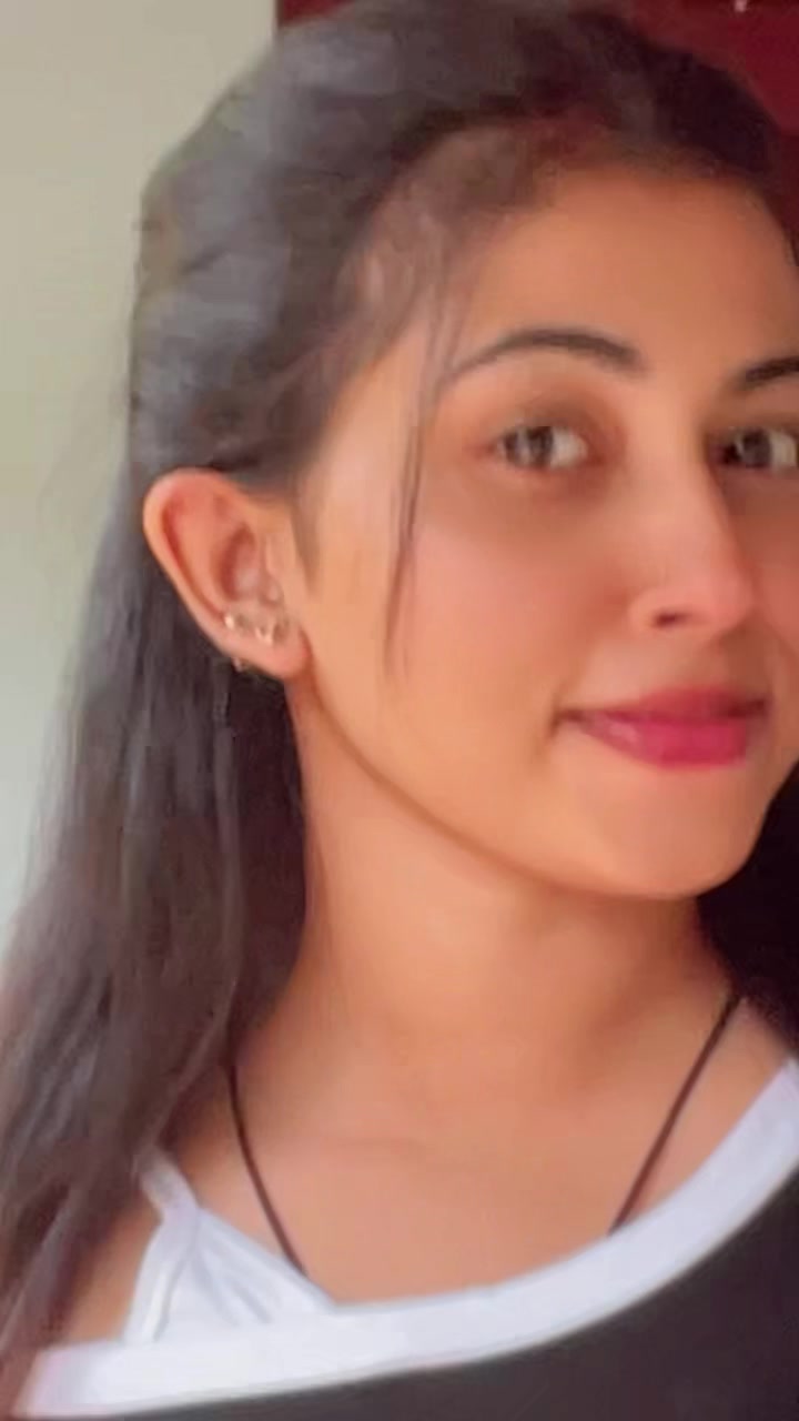@Manee_🥹🤍
