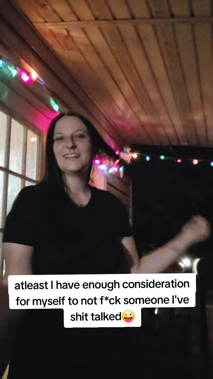 @Elsie🖤