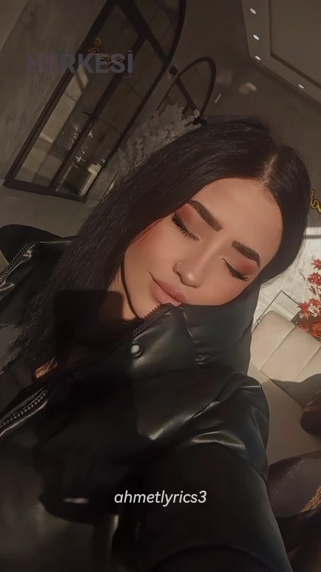 @G&ouml;zde Demir