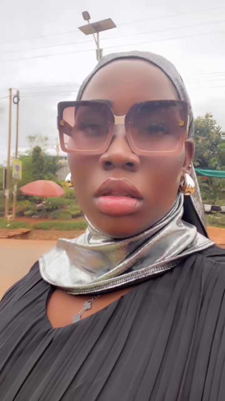 @Miss curvy 🥰