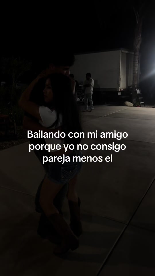 @alysause