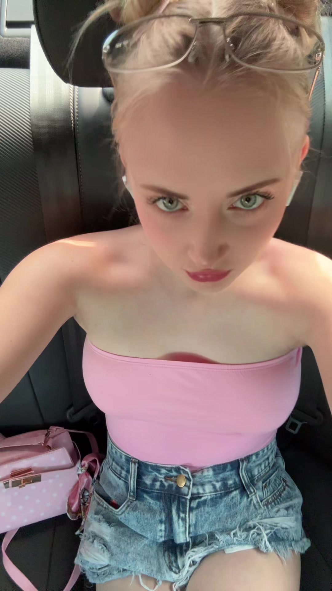 @FOXYROXY
