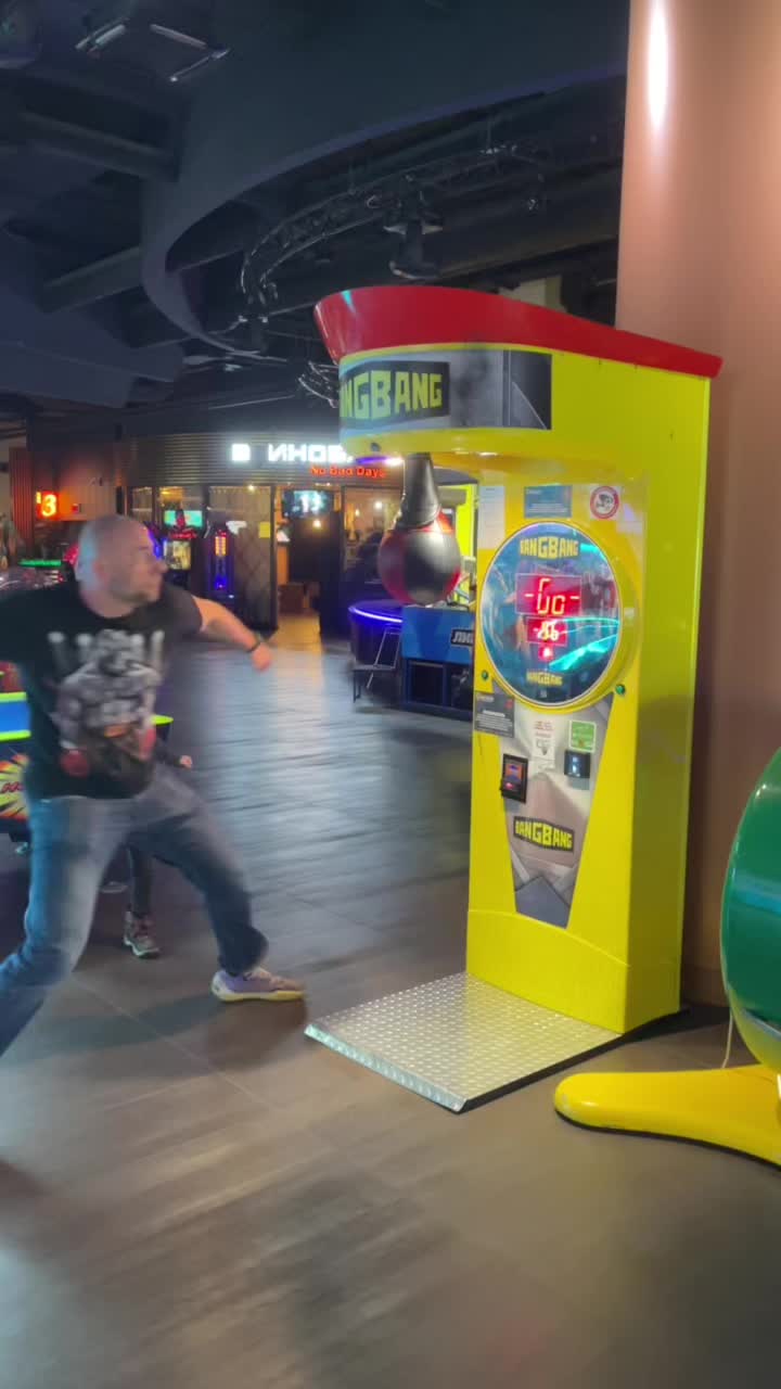 @bigman_sexy_dancemachine