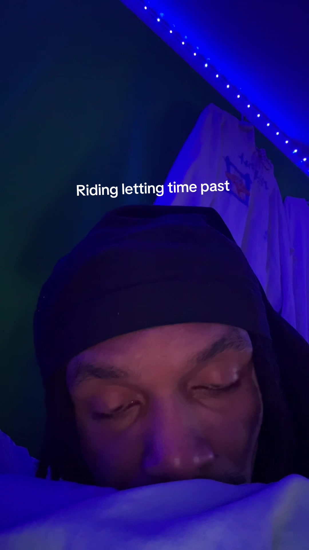 @vibesfoelife