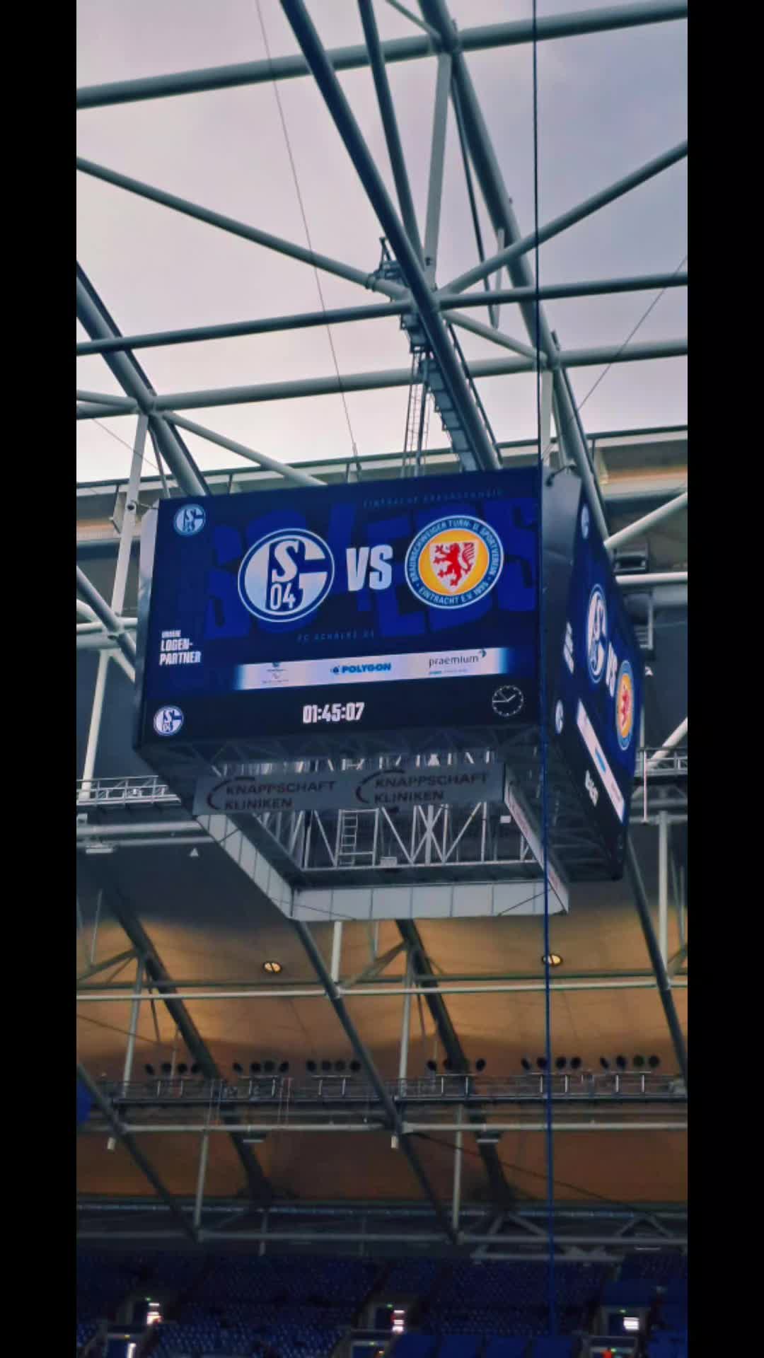 @Nullvier💙🤍⚒️