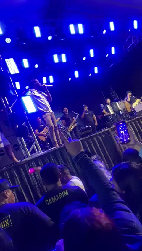 @Vitoria melo