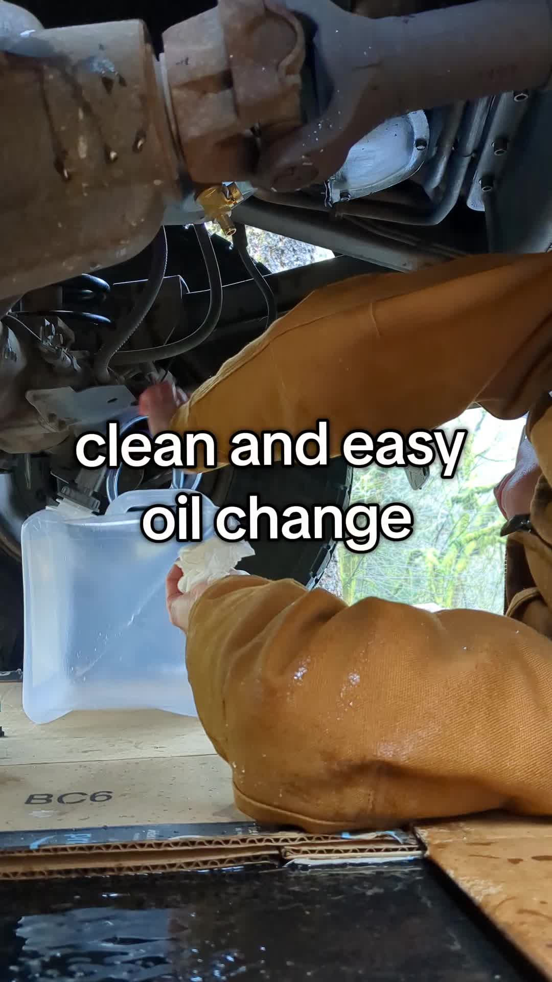 @she_changes_oil