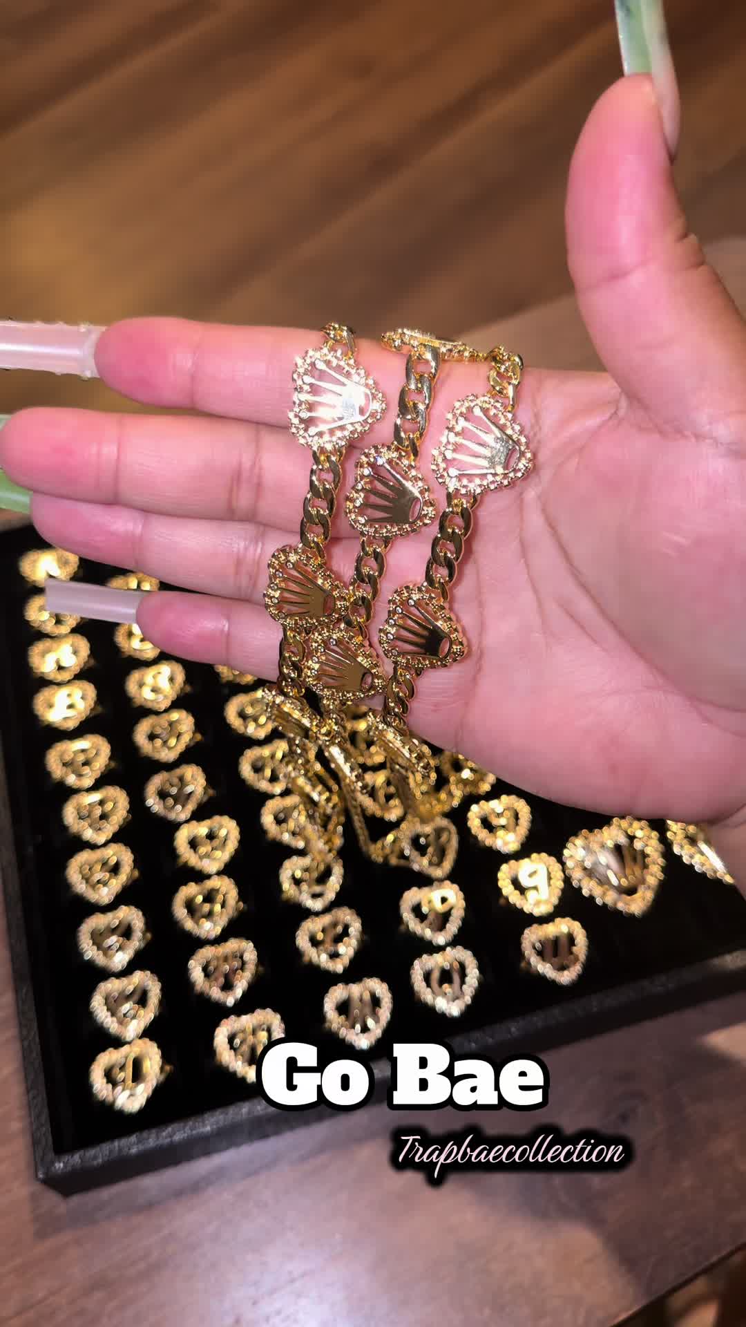 @Trap Bae ( Mamiana Bossiana)