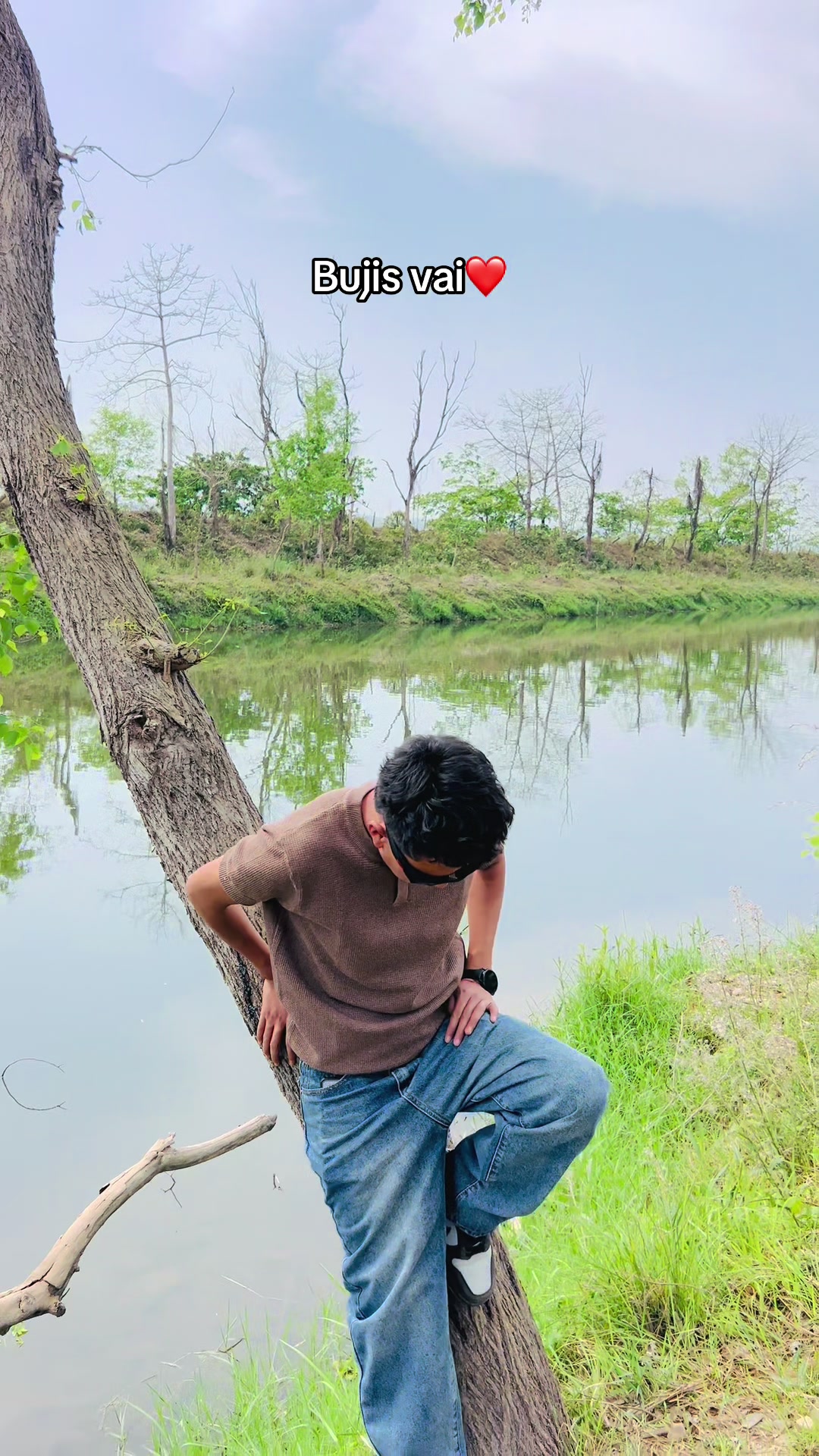 @अनुश्री 🧿