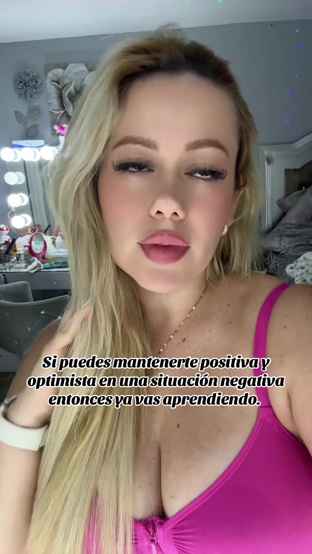 @✨️👑Becky Avelar👑✨️
