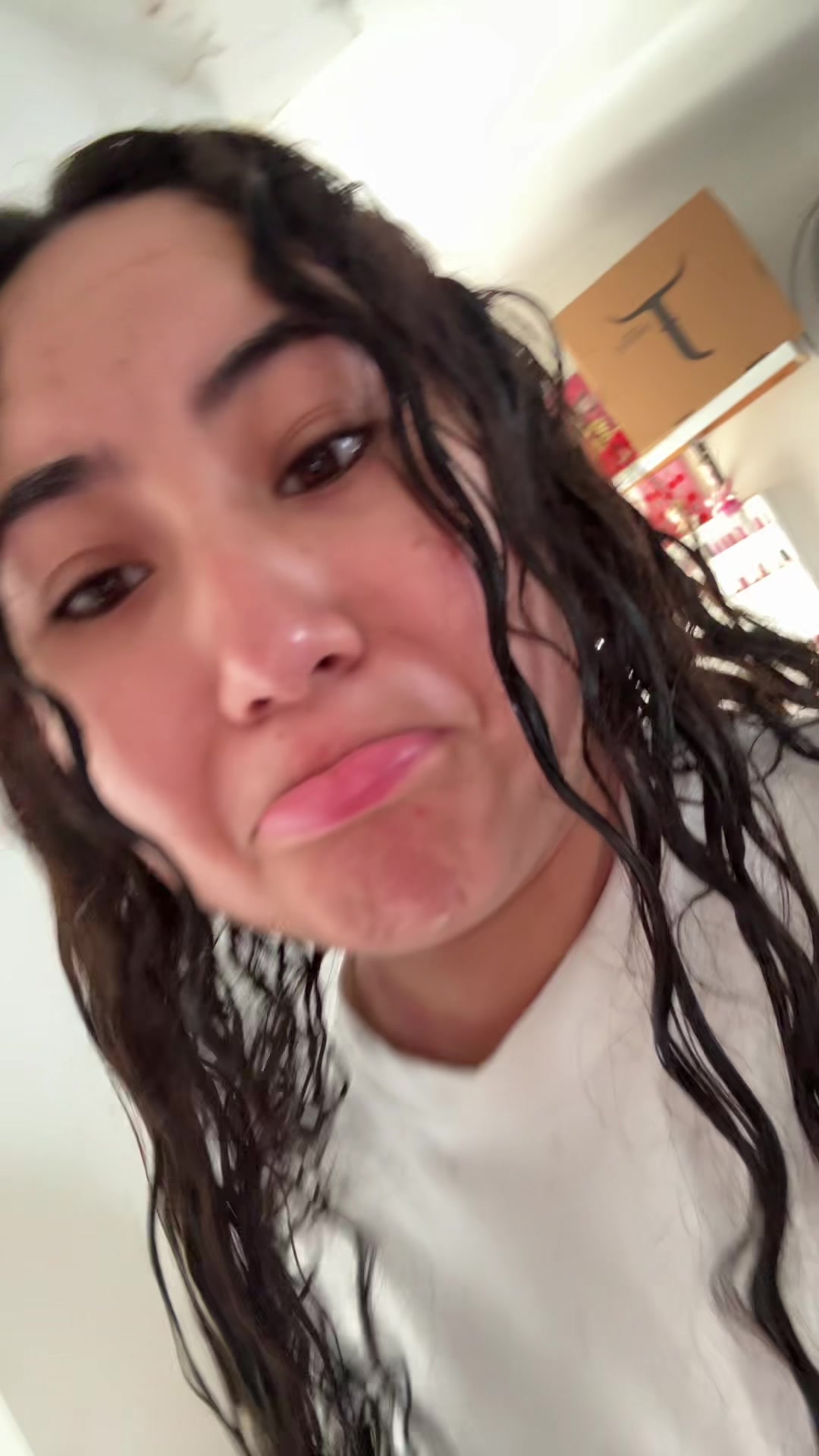 @AlexandraDeLuna_