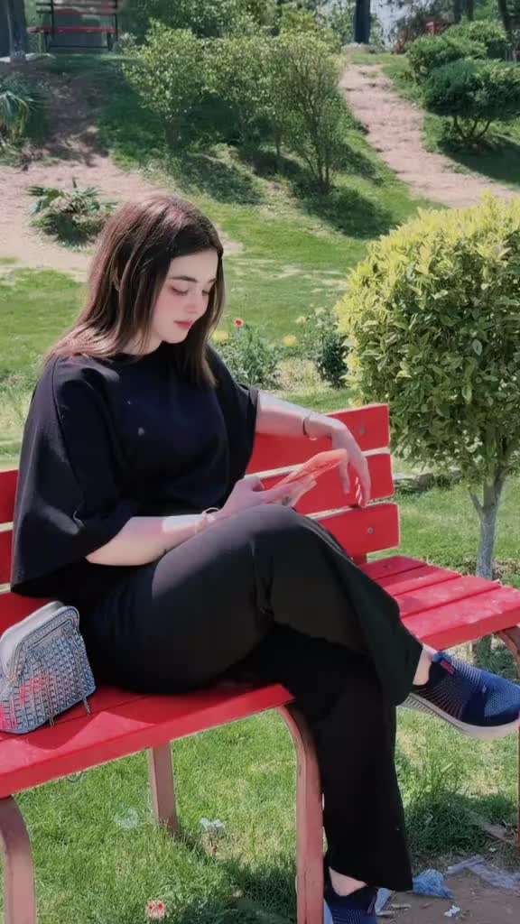 @🦋ROopa Naaz💔🖤🥀🥀🖤❤️🩹