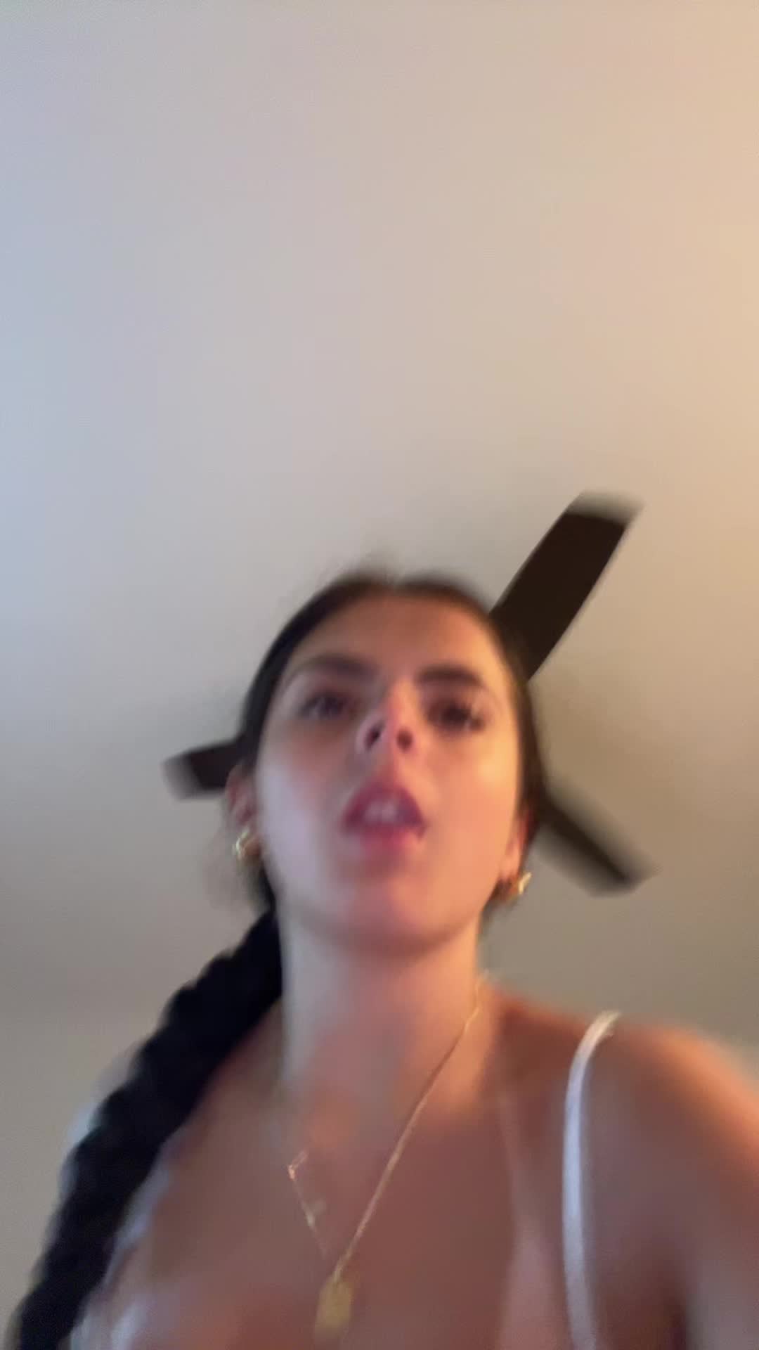 @yael