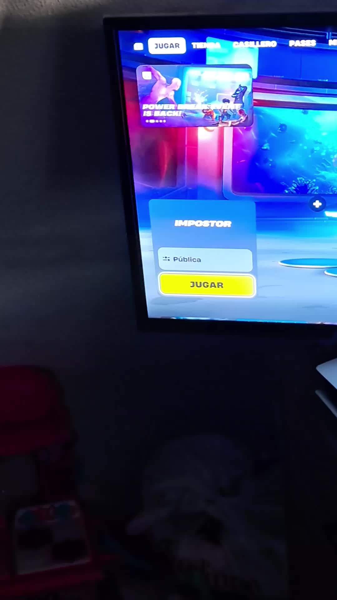 @⃟