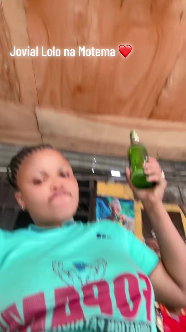 @Demeur&eacute;e ndjoka 🍭🍭