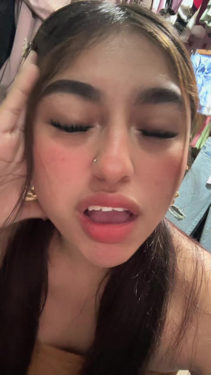 @Lara