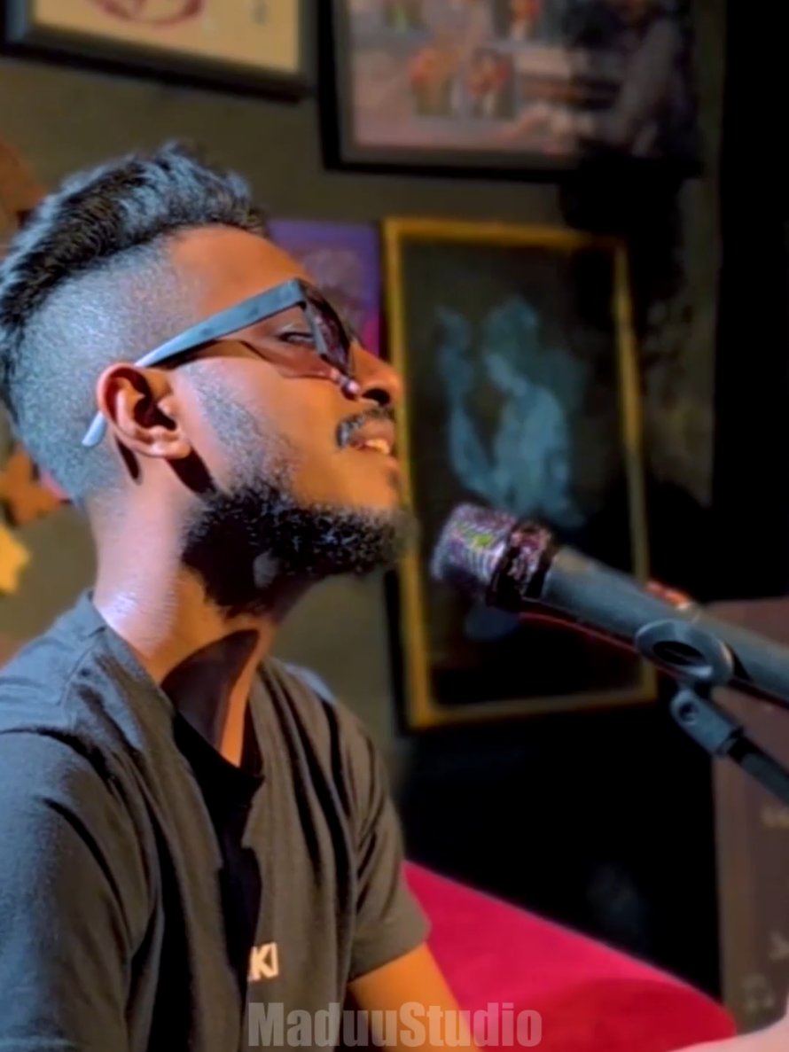 @Maduu Shanka 🎼🎤🎹 🇱🇰