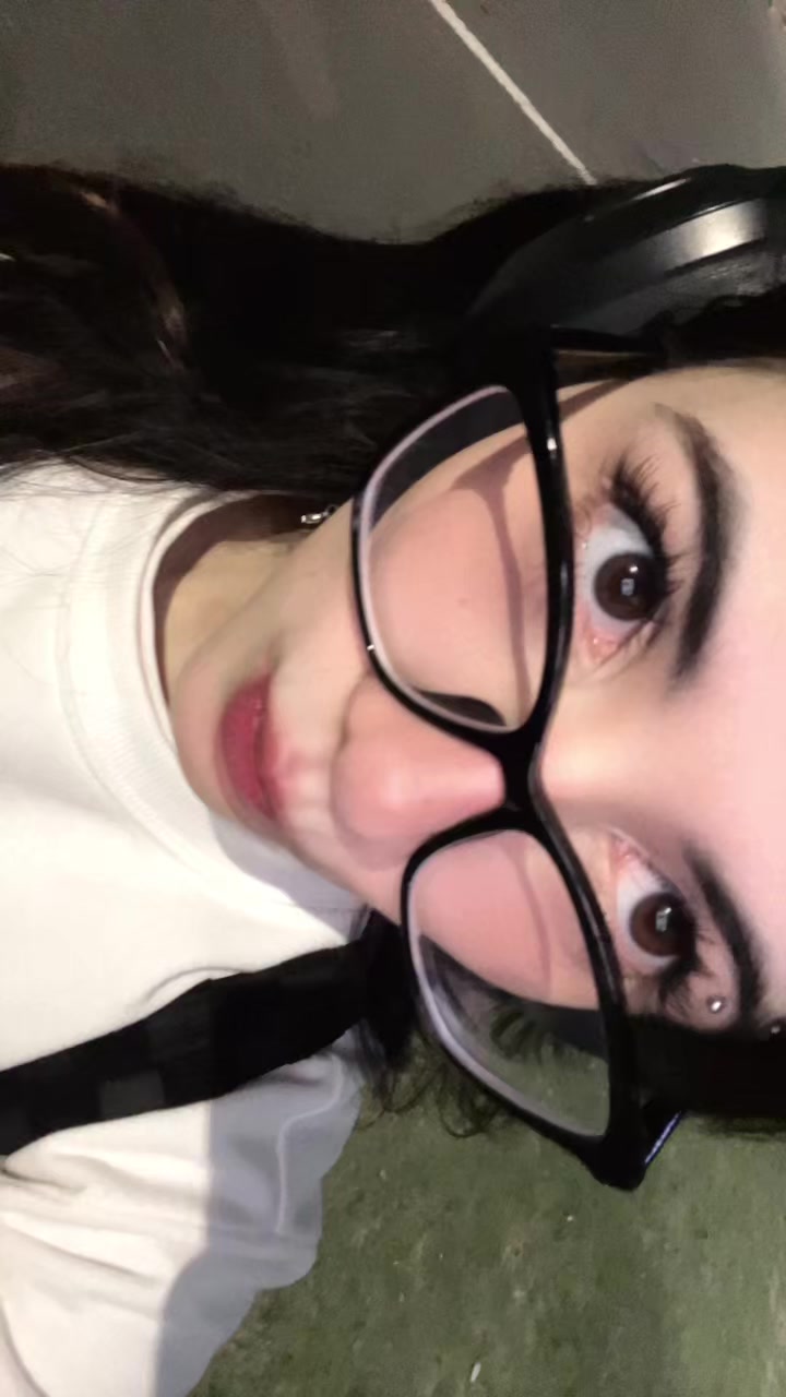 @Mi