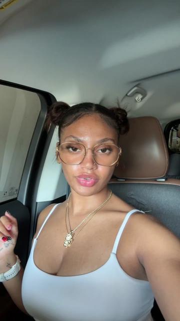 @Yana Marie✨