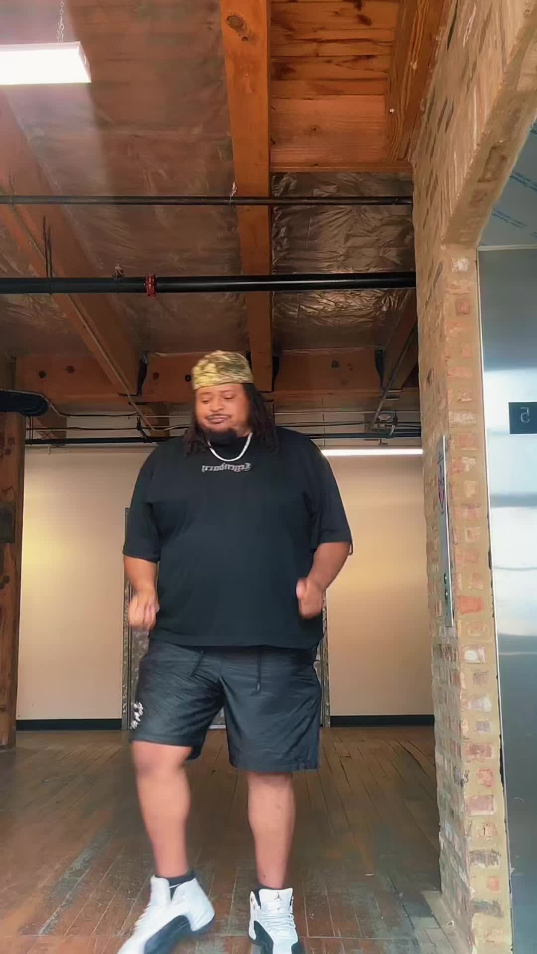 @TheRealOuuuOz